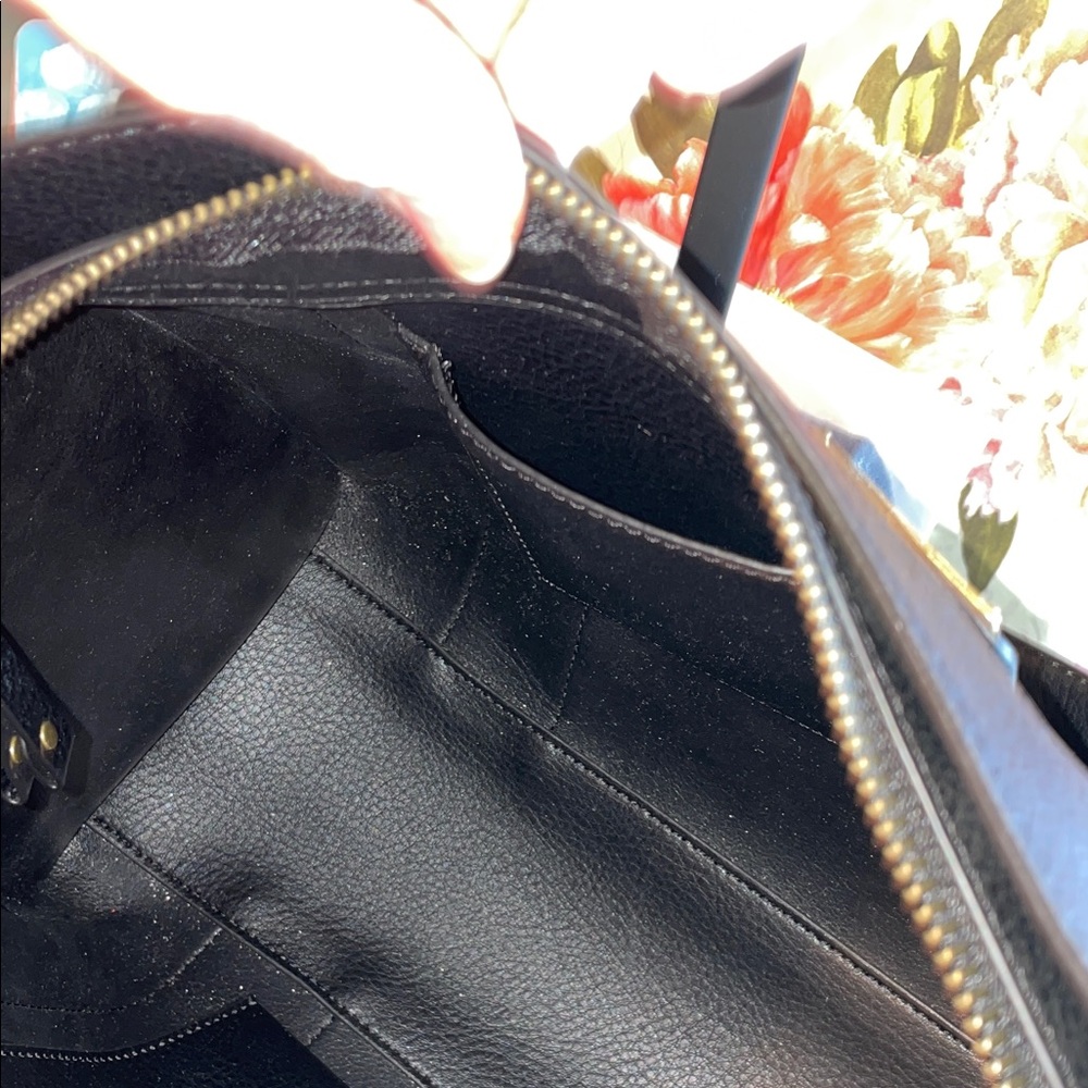 Black Frye and Co Vegan Leather Tote Bag - Picture 9 of 15